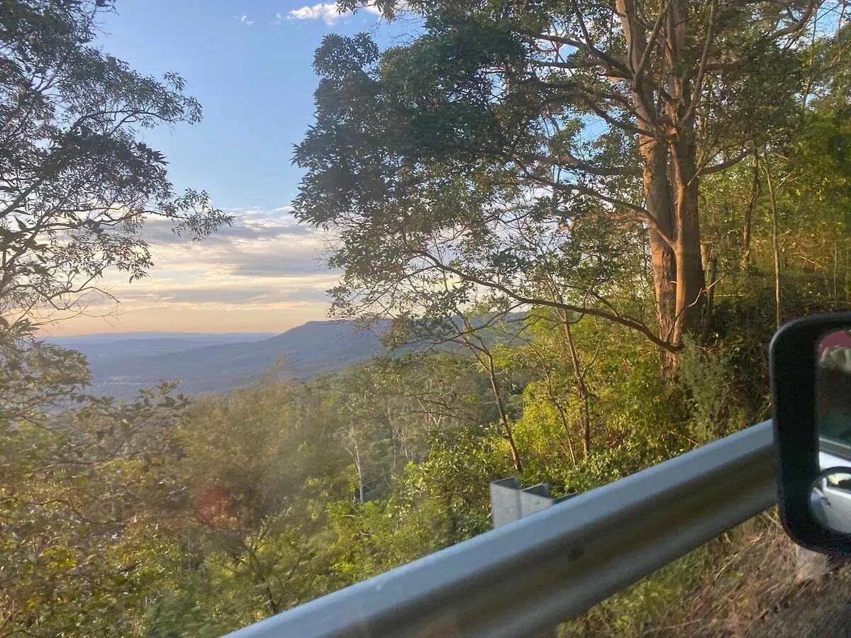 Holiday home Mountain Retreat Scenic Getaway With Bbq Villa Mount Tamborine Australia