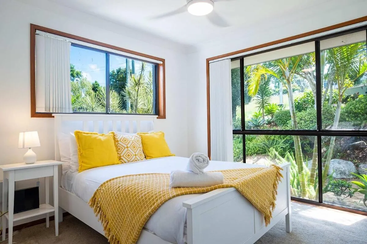 Holiday home Mountain Retreat Scenic Getaway With Bbq Villa Mount Tamborine Australia